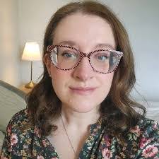 Stacey Fishman's Instagram, Twitter & Facebook