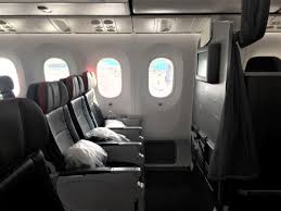 Business class, main cabin extra and economy class. Fun Flying Dublin To Chicago On The American Airlines Boeing 787 Dreamliner In Main Cabin Extra Airliners Net