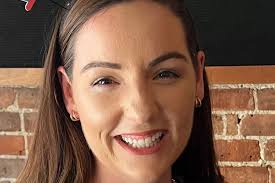 Postcard from United States to Ireland: 'The Irish community is the  backbone of New York'