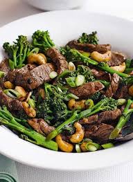 Manger Sainement 5 Recettes Legeres Pour Preparer Des Repas Simples Et Rapides Archzine Fr Manger Sainement Repas Simple Et Rapide Idee Repas Rapide