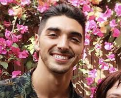 Taylor zakhar perez is making his debut in the kissing booth 2, where he's set to steal everyone's heart, including elle's. Taylor Zakhar Perez 15 Facts About The Kissing Booth 3 Star You Need To Know Popbuzz