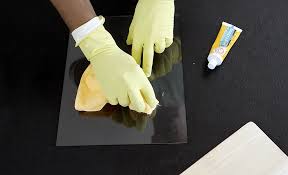 How To Remove Scratches From Glass