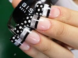 Decora tus uñas este octubre con estos increíbles diseños de uñas elegantes para halloween, que te mostramos aquí en mujer de 10. Pin De Vania Clares En Fashion Diseno De Unas Faciles Unas Acrilicas Sencillas Disenos De Unas Con Puntos