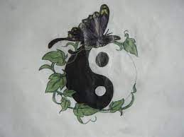 Yin Yang Butterfly By Rachieimagination On Deviantart Butterfly Tattoo Designs Ying Yang Tattoo Butterfly Tattoo