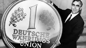 In frühern zeiten war die rente in italien die wichtigste soziale absicherung: 20 Jahre Deutsche Wahrungsunion Die Nacht Der Grossen Scheine Geld Sz De
