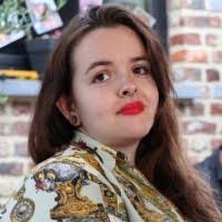 Selena Albert's Instagram, Twitter & Facebook