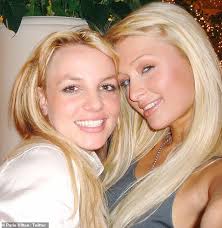 Updated on july 21st, 2021, by michael chaar: Freedomroo Paris Hilton Marks 14 Year Anniversary Of Inventing The Selfie In A Snap Alongside Britney Spears Australiannewsreview