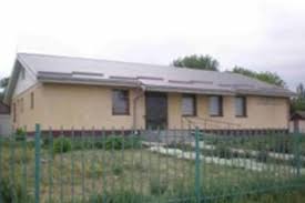 Ukraine Les Milices Saisissent Des Salles Du Royaume Salle Du Royaume Temoins De Jehovah Ukraine