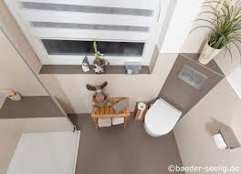 Fliesen kleines bad ideen, die 12 besten tipps fur kleine bader. Kleines Bad Und Dusche Vorm Fenster Das Ist Eine Losung