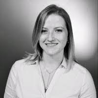 Jacqueline Maynard's Instagram, Twitter & Facebook