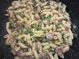Check spelling or type a new query. Pasta Funghi E Piselli Con Pesto Salsiccia Per I Non Vegetariani Rosy