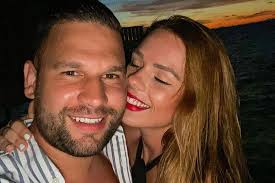 Elhunyt a tv2 sztárjának felesége: Racz Jeno Parja Szexi Bikiniben Dori A Maldiv Szigeteken Bombazokent Pozol Hazai Sztar Femina