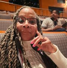 Fonda Moore's Instagram, Twitter & Facebook