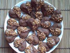 Nougatplatzchen Aus Der Gepackpresse Rezept Rezept Nougat Platzchen Rezept Kekse Vanillekipferl Rezept