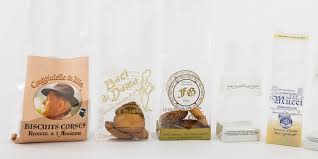 Il mercato degli imballaggi flessibili per alimenti è cresciuto particolarmente nel settore del packaging industriale grazie all'ampio uso fatto dai consumatori e l'alluminio è tra i migliori materiali da utilizzare per gli imballaggi flessibili per alimenti. Blog Tutto Sul Packaging E L Imballaggio Celvil