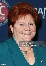 Barbara Dugan's Instagram, Twitter & Facebook