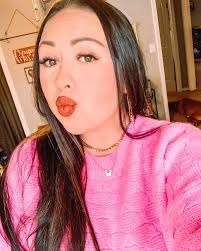 ADDIE WALLACE (@addieeeeeeeeee_) · Instagram 照片和视频