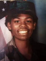 Would like to get replace pictures, these two pic are stuck to the glass