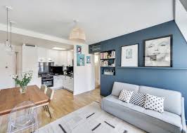 Vivre En Famille Dans Un 37m2 Blog Deco Clemaroundthecorner Decoration Maison Coin Salle A Manger Salon Bleu Fonce