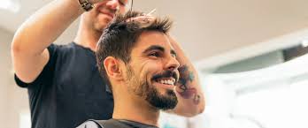 Parrucchiere per la cura dei capelli per uomo e donna a Fabrizia