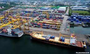 Need to translate syarikat perkapalan from malay? Malaysiakini Tiada Sop Tetap Pemain Industri Perkapalan Keliru