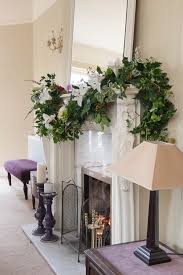 The lounge, office, or apartment in the english style looks luxurious and respectable. Beautiful Traditional English Style Christmas Decorations Decor Report