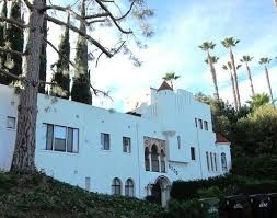Rent In Beachwood Canyon S Mystical Krotona Colony Beachwood Canyon Hollywood Homes Colonial