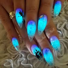 Professionally performed and dark nail designs pattern on nails can be done not only with the help this manicure tool is ideal for dark nail designs and for use at home. Glow In Dark Nail Designs Off 72 Www Amarkotarim Com Tr