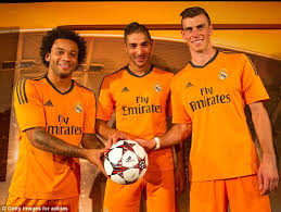 A good, timely haircut is something we prefer not to save on. Karim Benzema Haircut Joins Sports Hall Of Shame Daily Mail Online