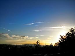 Jeder ort auf der erde hat seine eigene länge des tages und auch einen anderen moment wenn sonne auf. Heute Fruh In Iserlohn Sonnenaufgang Sunrise Sauerland Nordrheinwestfalen Nrw Panorama Blauerhimmel Bluesky Blauer Himmel Sauerland Touren