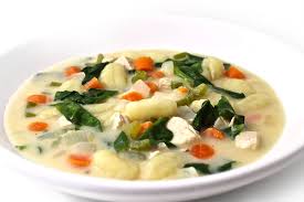This delicious recipe for olive garden's chicken gnocchi soup is made with roasted chicken, traditional italian dumplings and spinach. Olive Garden Chicken Gnocchi Soup Made Skinny With Weight Watchers Points Skinny Kitchen