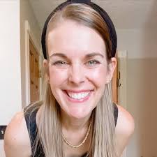 This happened to me… it eventually goes away but it's annoying. Atleast you  can comment!