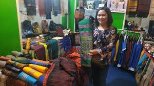 Kain ulos berasal dari daerah. Mengenal Kain Ulos Dan Songket Batak Melalui Pergelaran Jatim Fair 2019 Jurnaba