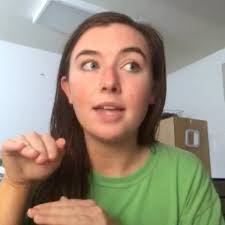 My intern @brinkleyrackstrawmusic giving me the play by play vlog of her  storm experience at Belmont today....I’m dying 😂🤣😂😭🤣😂🎵😘😘😘🎵  #gottalovethatgirl #singersongwriter #hoursofentertainment ...