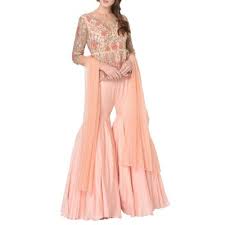 How To Recreate Kareena Kapoor Khan S Bole Chudiyan Outfit At Your Bff S Sangeet Vogue India Puran singh in a film called `raja hindustani', i became a big fan of her work.