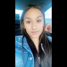 Keri Horne's Instagram, Twitter & Facebook