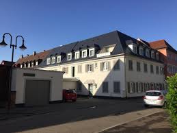 Wohnung in mengen (schallstadt) wir patrick (37) und simone (27) suchen hier in 79227 mengen ein neues gemeinsames zuhause. 3 Zimmer Wohnung Zu Vermieten Marktplatz 11 79206 Breisach Breisach Am Rhein Mapio Net