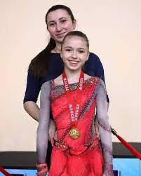 Последние твиты от daily kamila valieva (@kamiiavalieva). Kamila Valieva With Her Mother Facebook