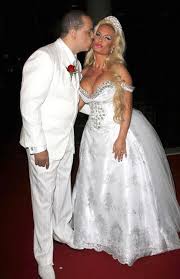 The ugliest wedding dresses ever (shocking) 10 most hilarious, extravagant or plain ugly wedding dresses ever worn. The Ugliest Celebrity Wedding Dresses Ever