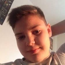 Declan Lewis (@declanlewis11)