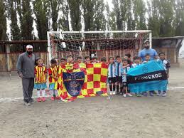 Pronto al rientro per la delicata sfida con il monza. Sudamerica Giallorosso Il Lecce E Le Storie Di Una Passione Piu Forte Della Distanza Calcio Lecce