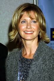 PHOTOS. Olivia Newton-John a 70 ans : retour sur les plus belles photos de  sa carrière