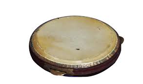 Kata buzuq berasal dari turki, pada masa prajurit ottoman, yang berarti kepala terbakar. 73 Alat Musik Tradisional Yang Dipukul Lengkap