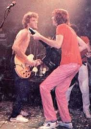 Luis alberto spinetta y charly garcía luego de tocar. Luego De Varios Desplantes Charly Spinetta Es Inmortal ÙÙŠØ³Ø¨ÙˆÙƒ