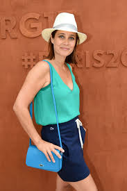 Julie de bona, 41 years old famous stage actor born on december 7. Julie De Bona Pitsweat