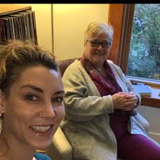 Nicole Mintiens Interviews Eileen Gardner