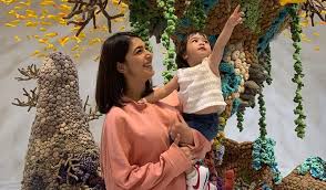 Kabar bahagia datang dari artis cantik nabila syakieb yang belum lama ini melahirkan anak keduanya pada sabtu, 5 oktober 2019. Kejutan Umumkan Kehamilannya Yang Kedua Usia Kandungan Nabila Syakieb Udah 6 Bulan Aja