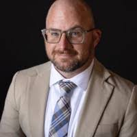 Patrick Hutchison's Instagram, Twitter & Facebook