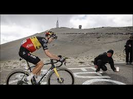 Woensdag doen wout van aert en remco evenepoel een gooi naar een medaille tijdens de olympische tijdrit in tokio. Wout Van Aert Wint Mont Ventoux Rit Misschien Wel Mijn Mooiste Overwinning Youtube