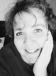 Hi im new here.. and uhm.. since this group is about FNAF and aftons, i  feel like joining in for fun, bcz i also like FNAF.. hope we can be  friends!😀 (My